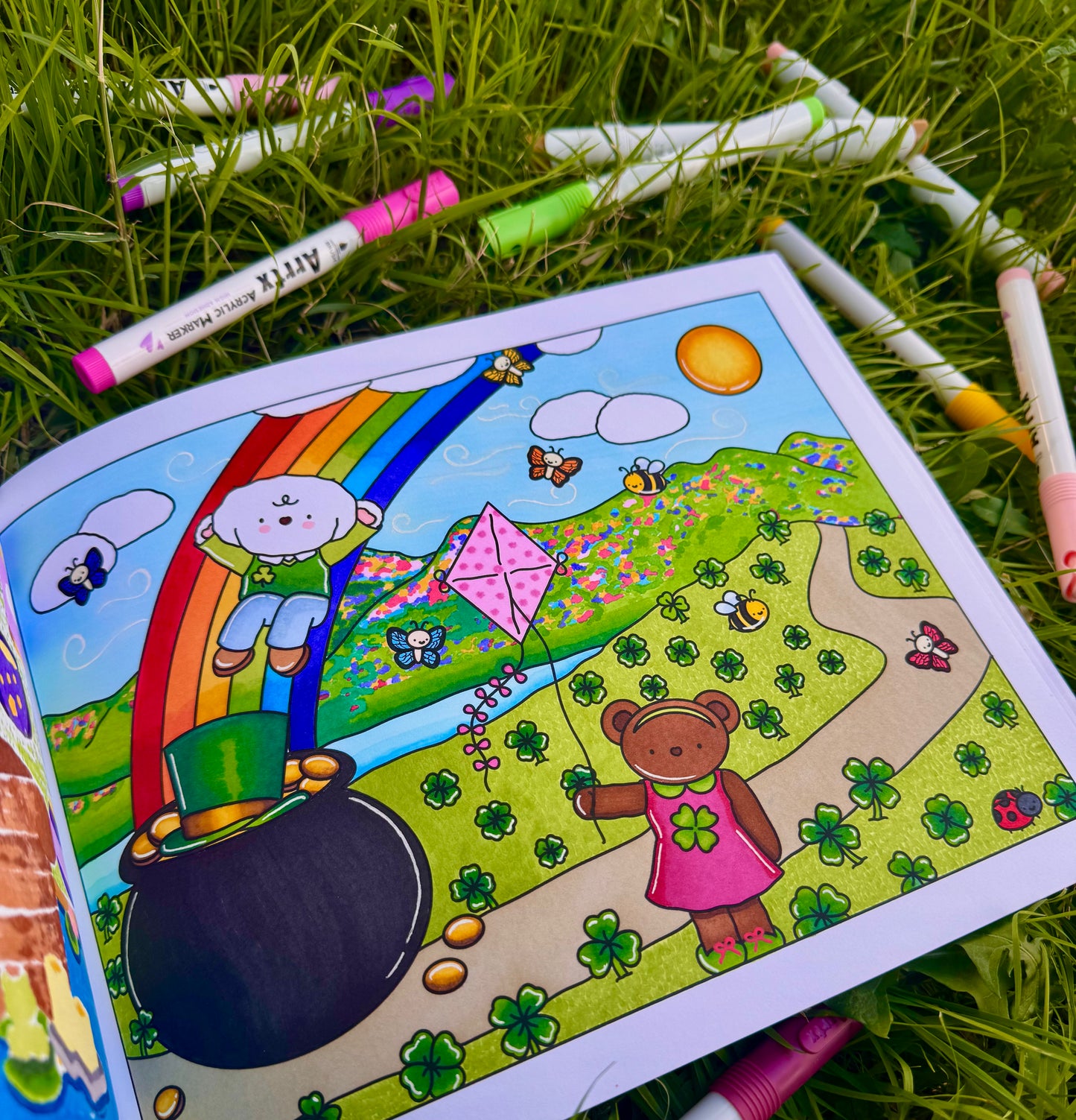 BOMBON'S COZY HOLIDAYS COLORING BOOK (1ST EDITION )